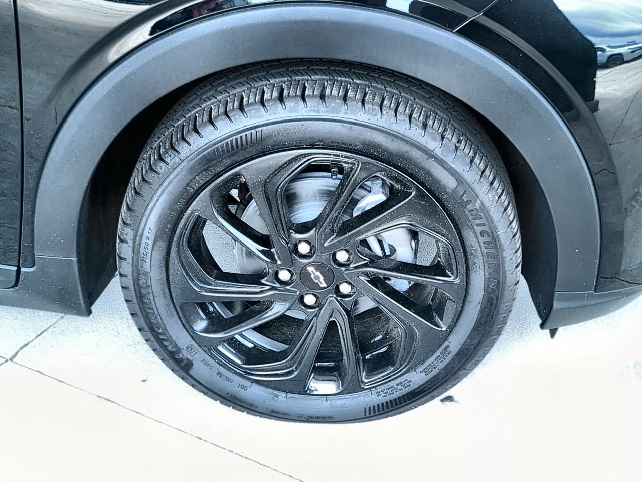 2027 Chevrolet Bolt RS - Photo 10