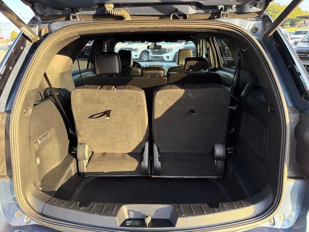 Used 2018 Blue Metallic Ford Limited image 18