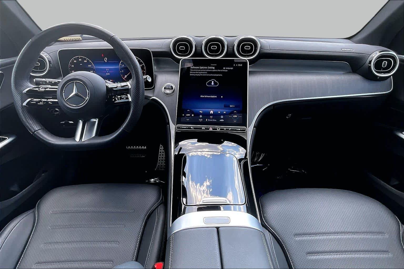 Used 2026 Verde Silver Metallic Mercedes-Benz GLC 300 image 15