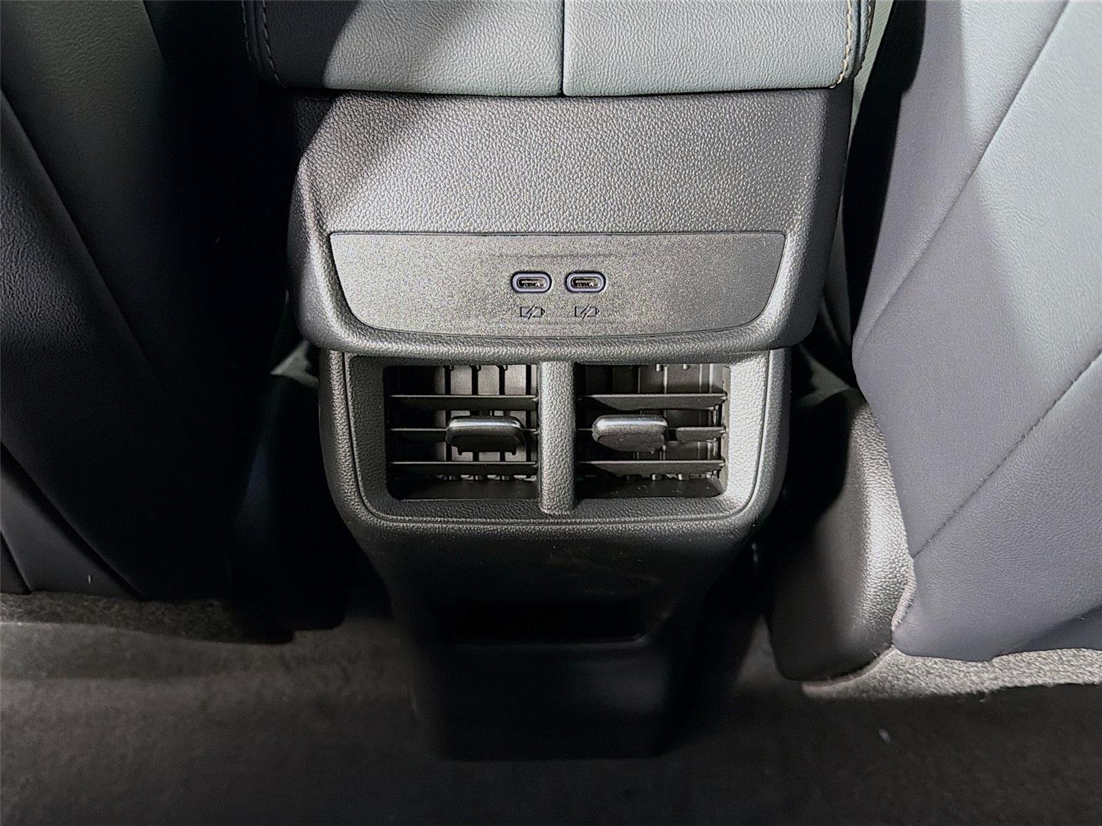 2026 GMC Terrain AT4 - Photo 25