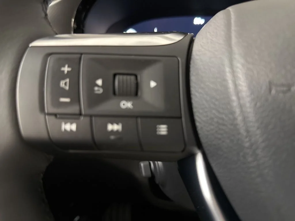 Certified Used 2026 Mineral INFINITI LUXE image 19
