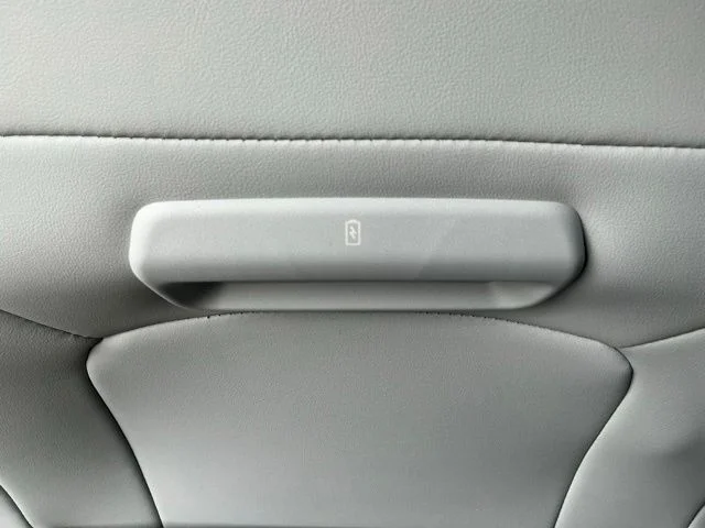 New 2026 Space Silver Metallic Ford MAX Platinum® image 29