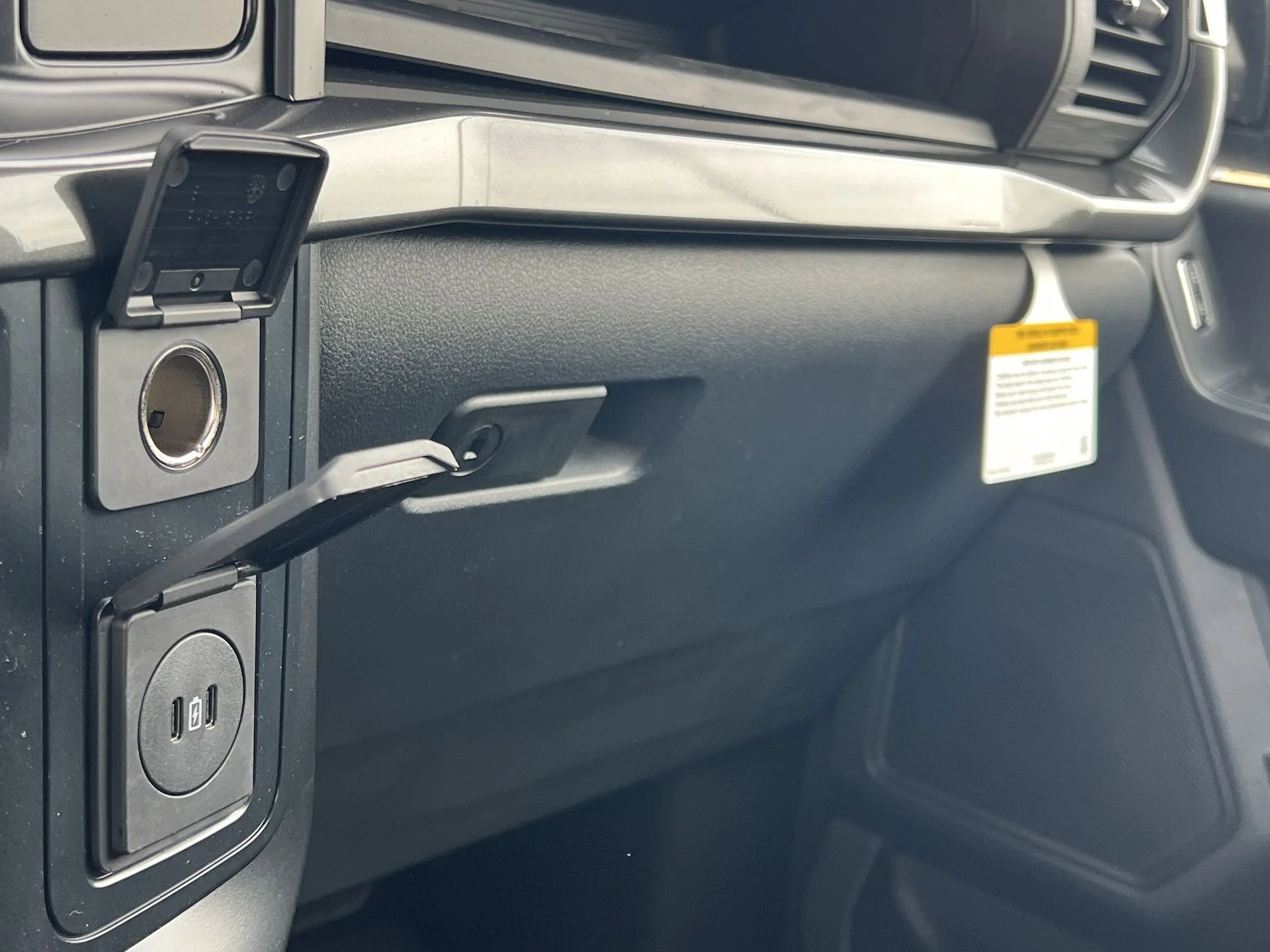 2026 Ford F-150 STX - Photo 8