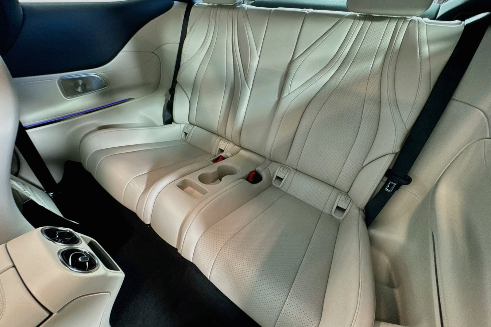New 2027 Polar White Mercedes-Benz CLE 300 image 22
