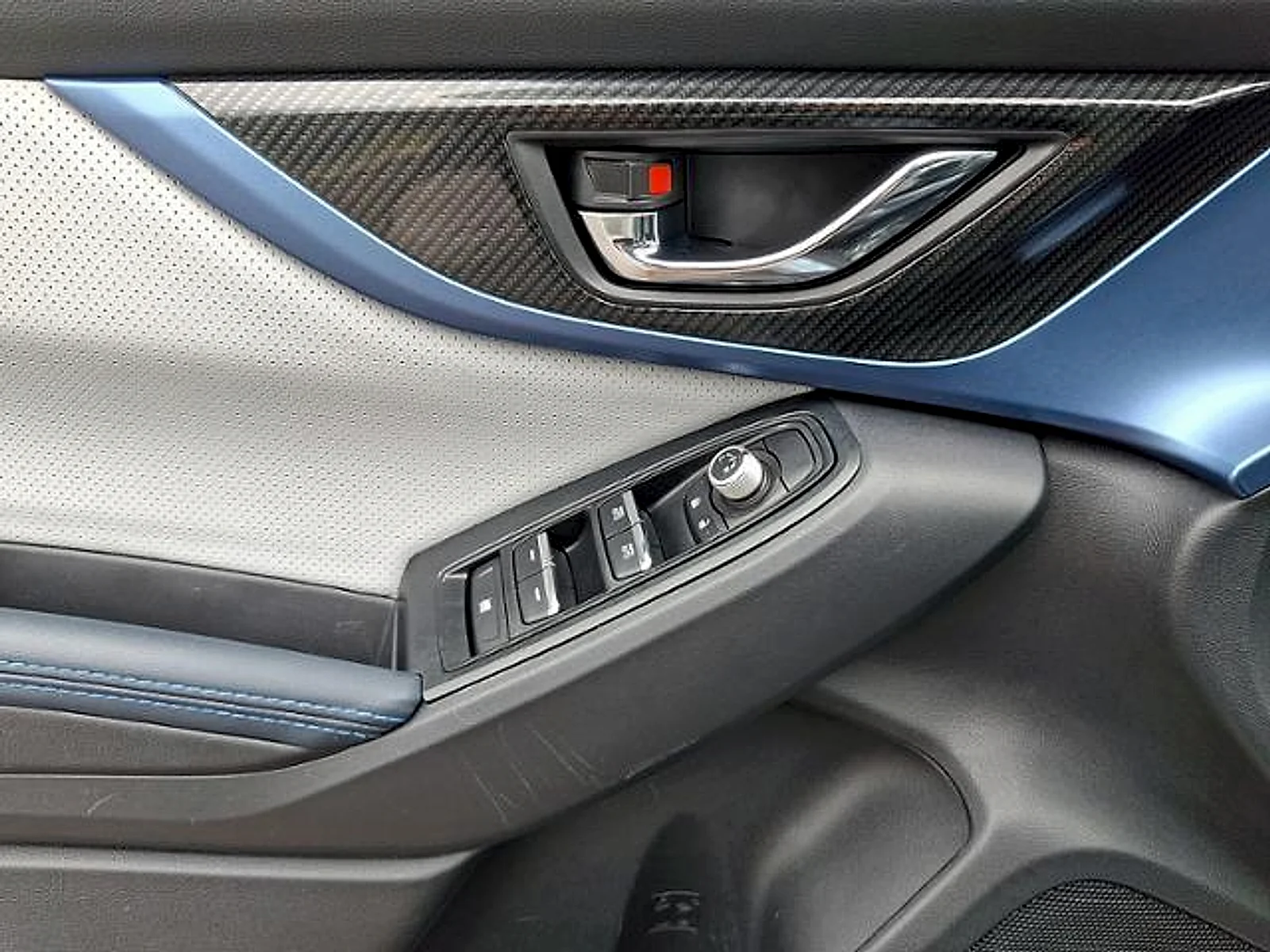 Used 2020 Cool Gray Khaki Subaru Hybrid image 13