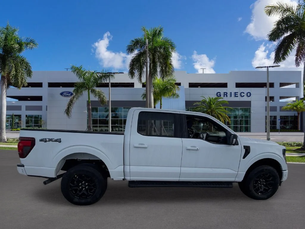 New 2026 Oxford White Ford XLT image 8
