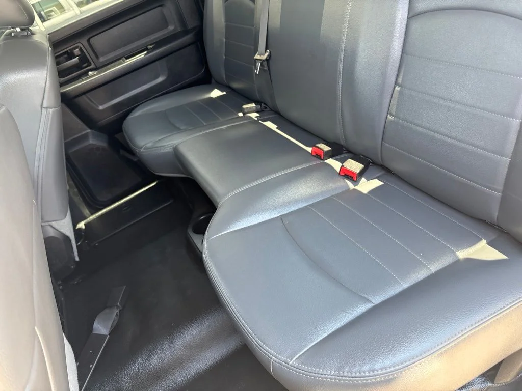 Used 2018 Silver Ram Tradesman image 32