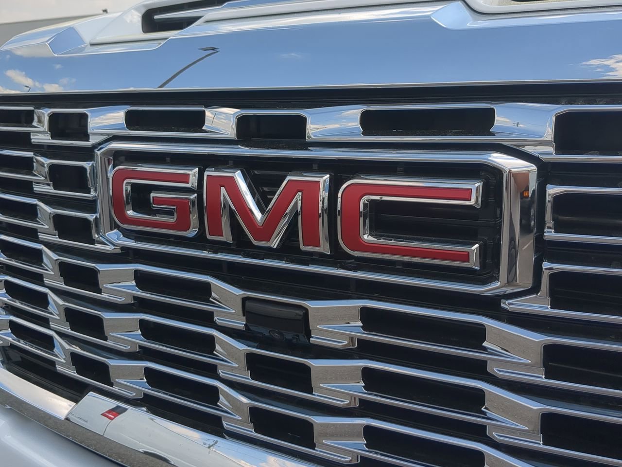 New 2026 Summit White GMC Denali image 32