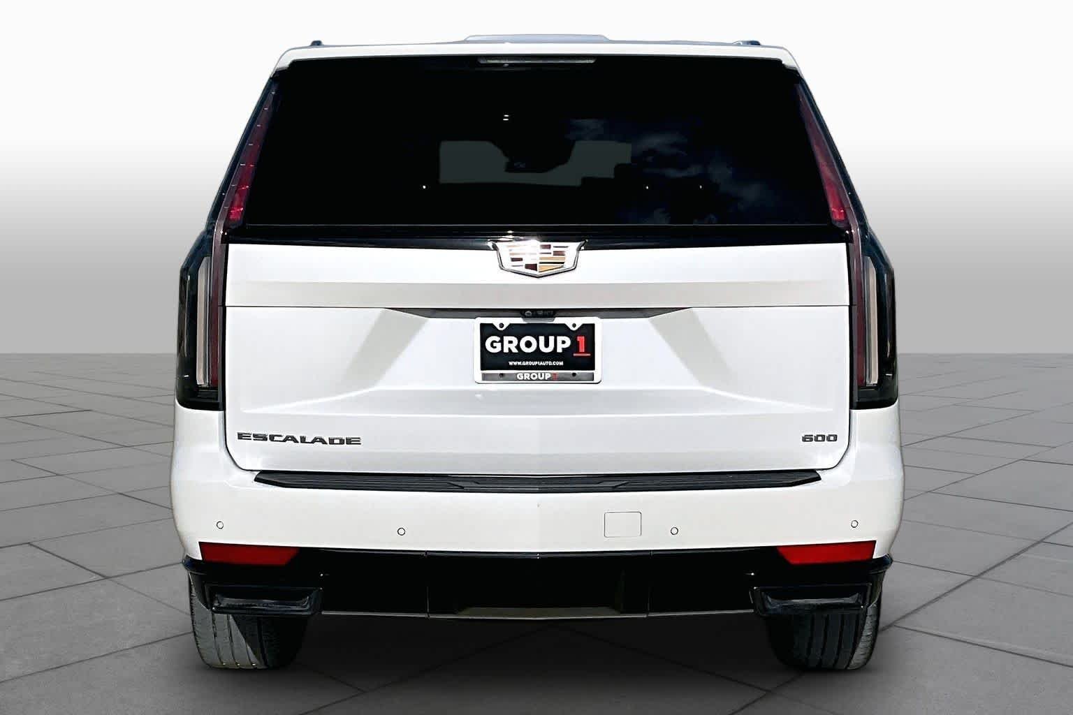 Used 2021 Crystal White Tricoat Cadillac Sport image 5