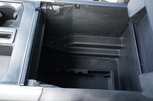 Used 2024 Agate Black Metallic Ford XLT image 35