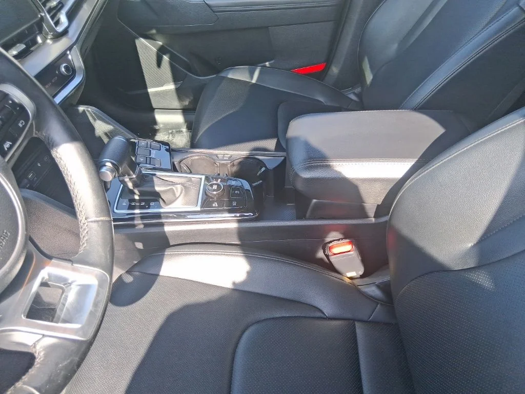 Used 2024 Black Kia EX image 14