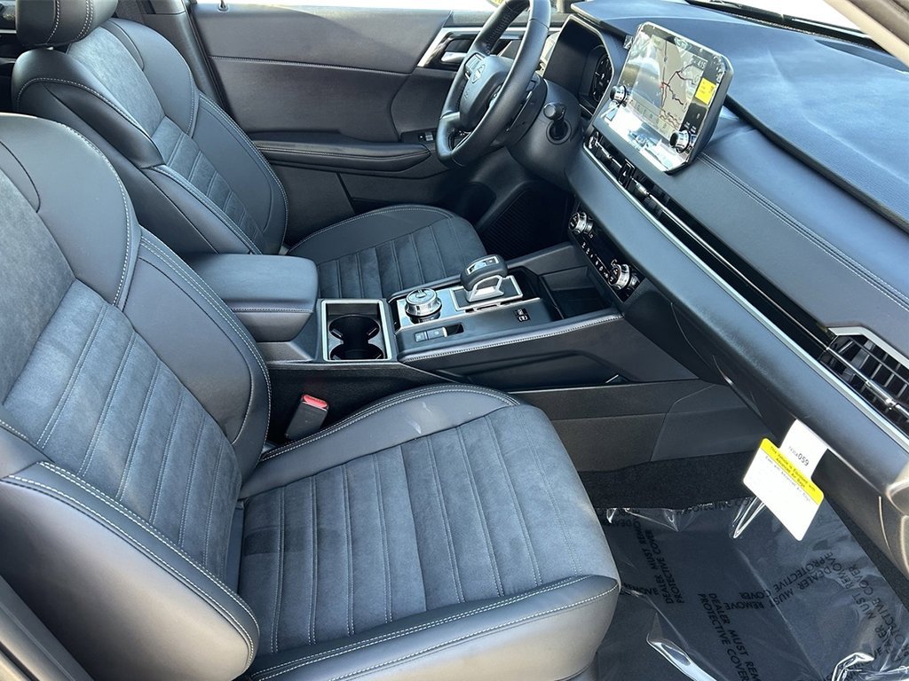 New 2026 Moonrock Gray Nissan SL image 27