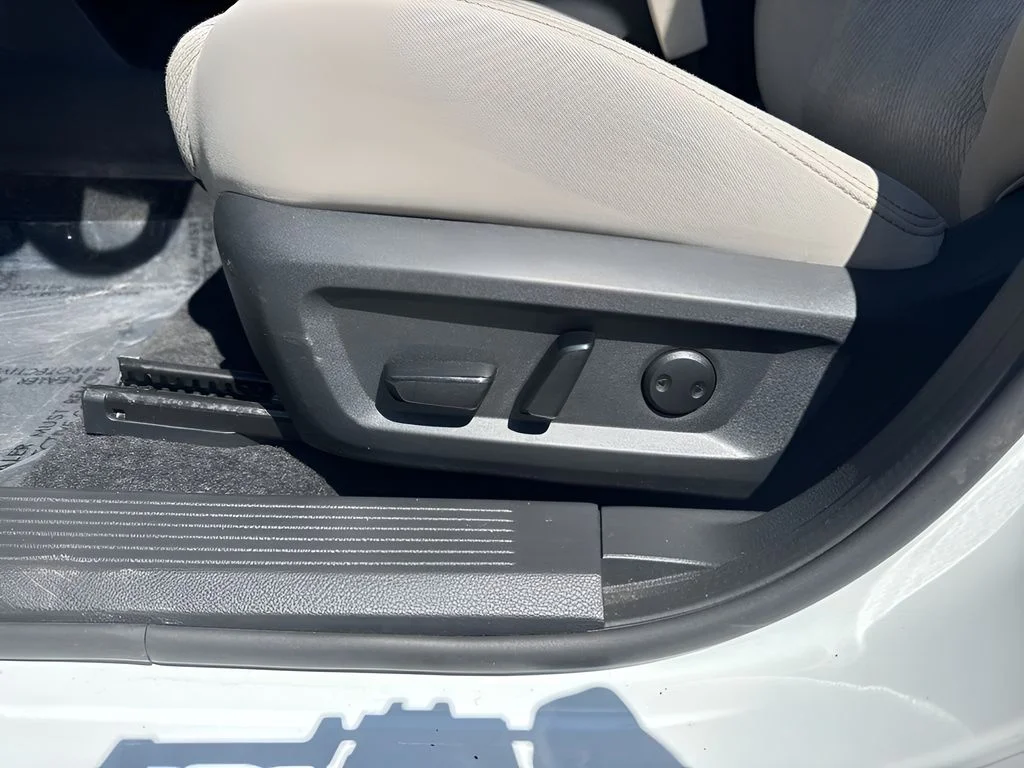 Used 2025 White Nissan SV image 10