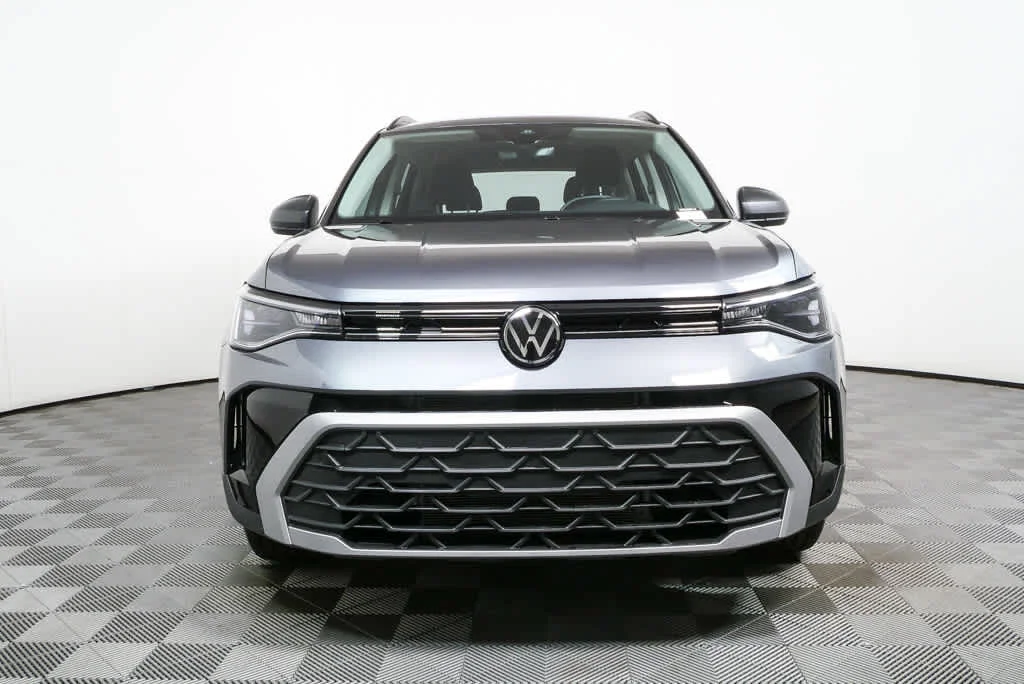 New 2026 Platinum Gray Metallic Volkswagen S image 31