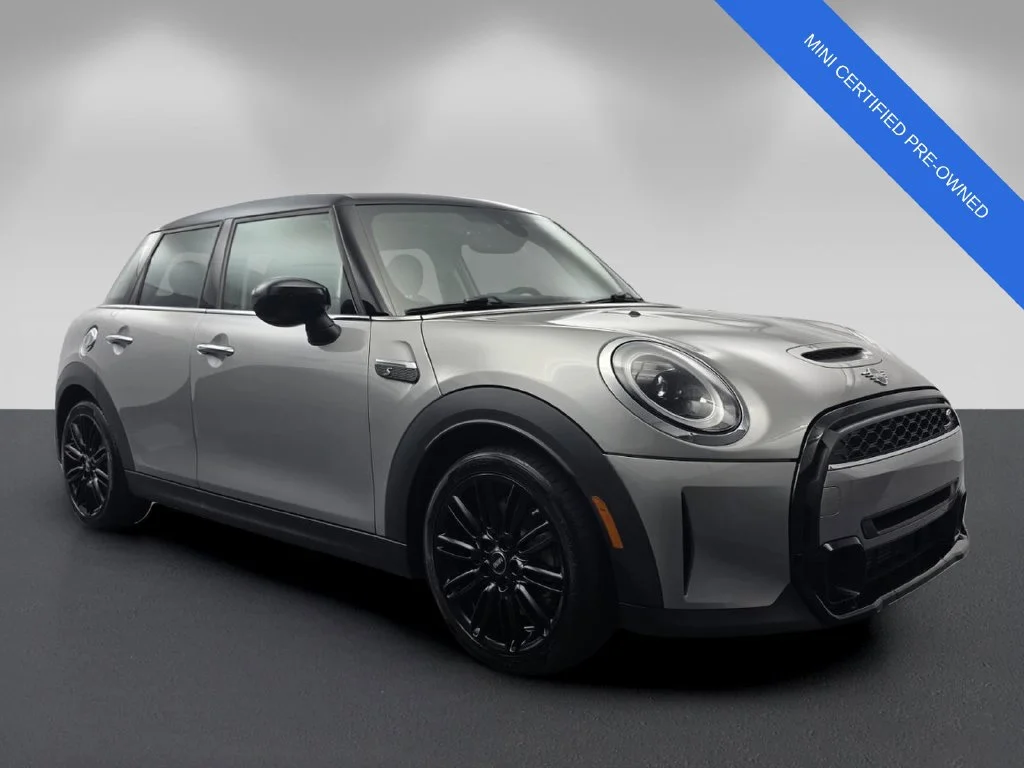 Certified Used 2024 Silver MINI Signature image 1