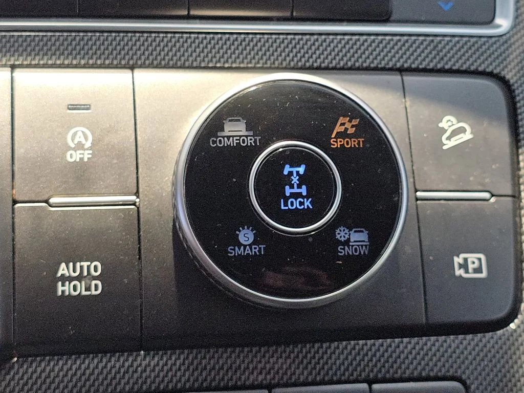 Used 2023 Silver Hyundai XRT image 33