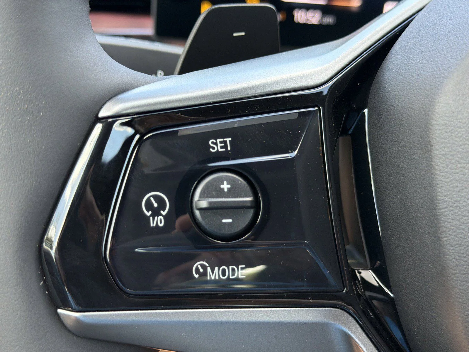 New 2027 Mineral White Metallic BMW 530i image 32
