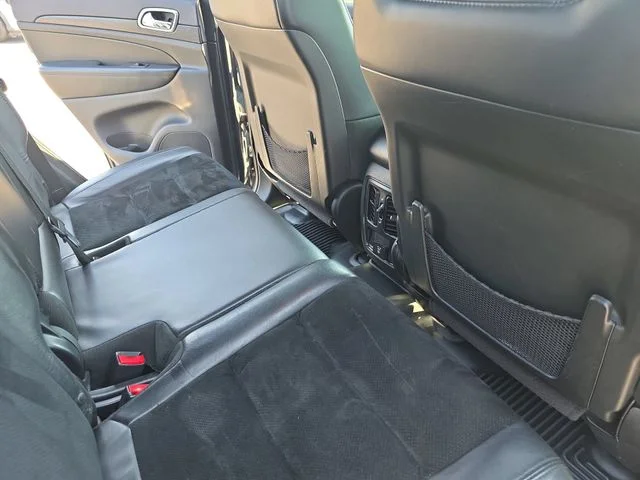 Used 2018 Black Jeep Altitude image 12