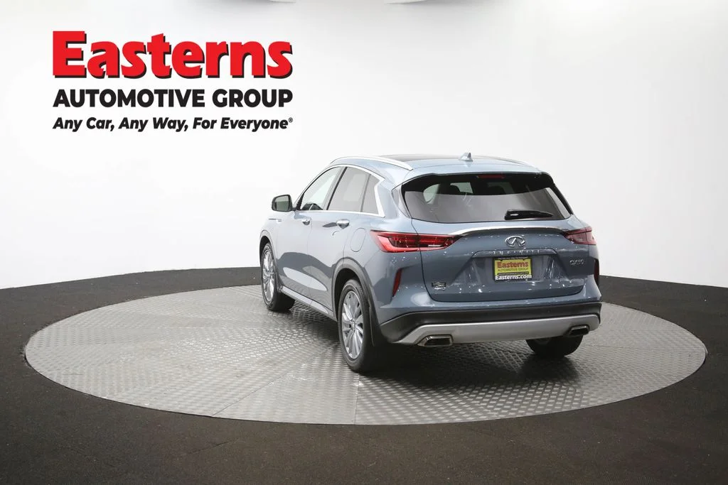 Used 2023 Gray INFINITI LUXE image 68