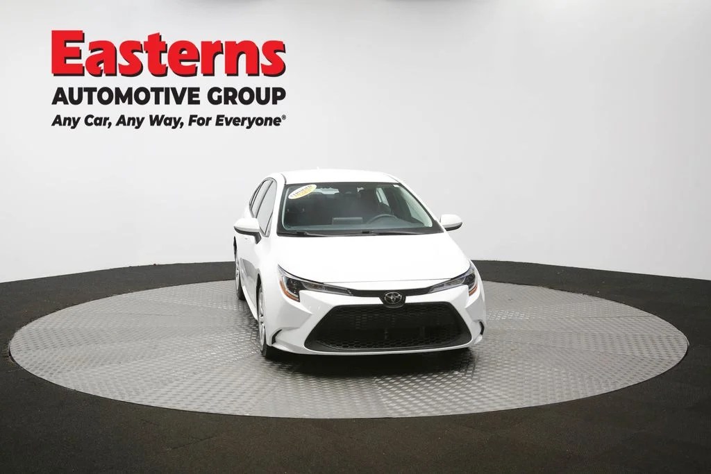 Used 2021 White Toyota LE image 47