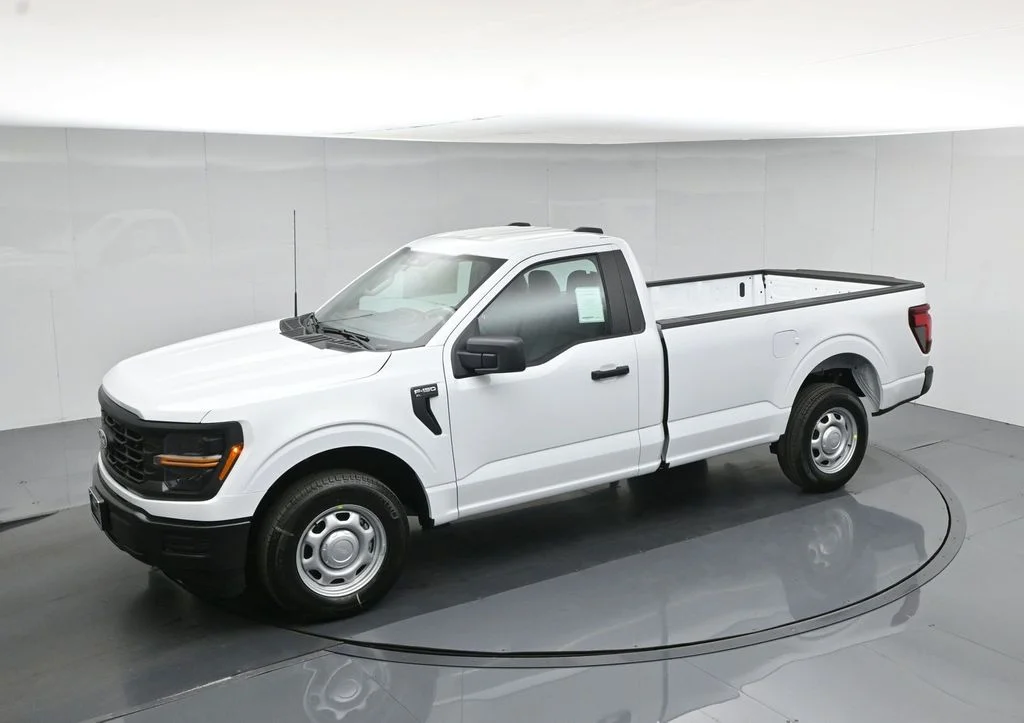 New 2026 White Ford XL image 33