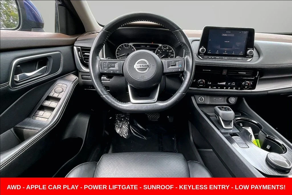 Used 2021 Blue Nissan SV image 8