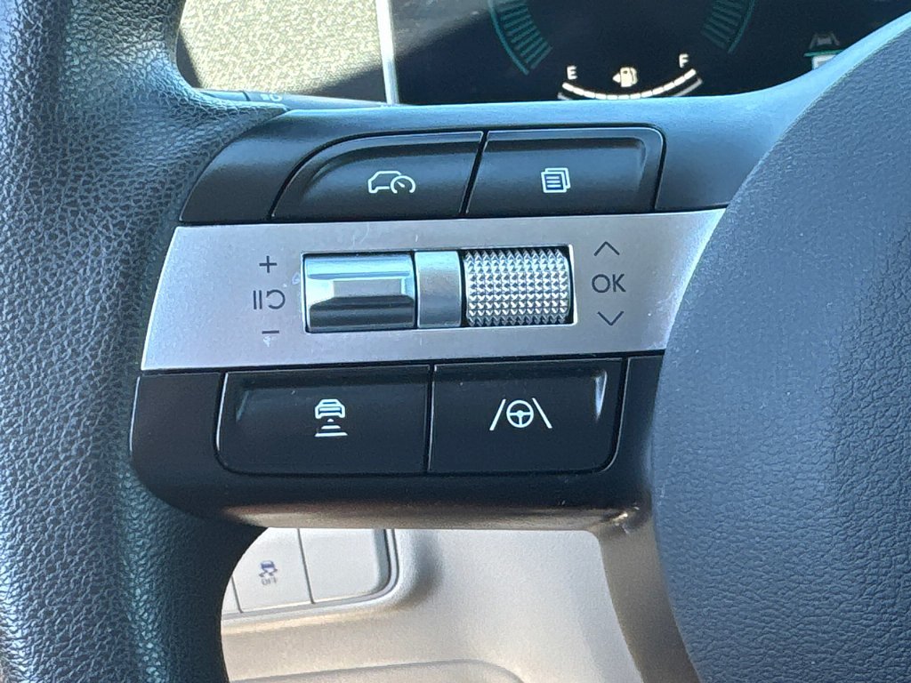 Used 2025 Atlantis Blue Hyundai SEL image 19