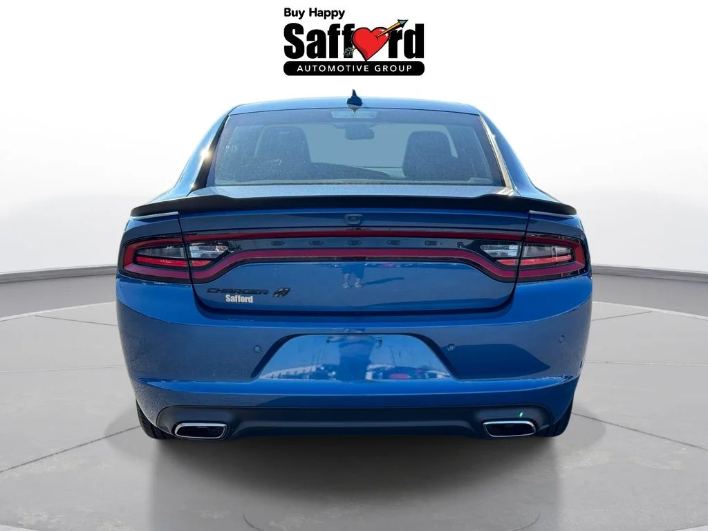 Used 2022  Dodge SXT image 7