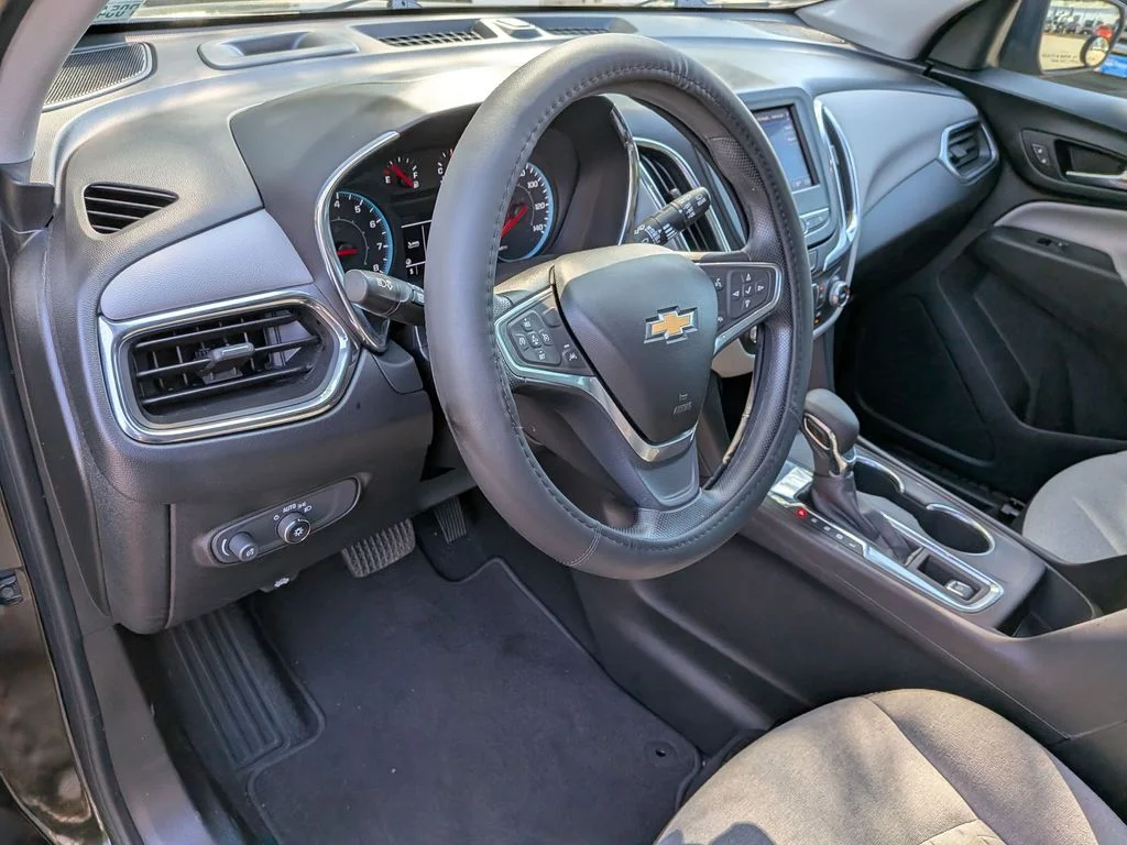 Used 2022 Black Chevrolet LS image 24