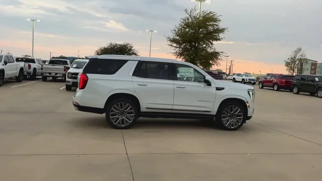 2027 GMC Yukon Denali Ultimate - Photo 9