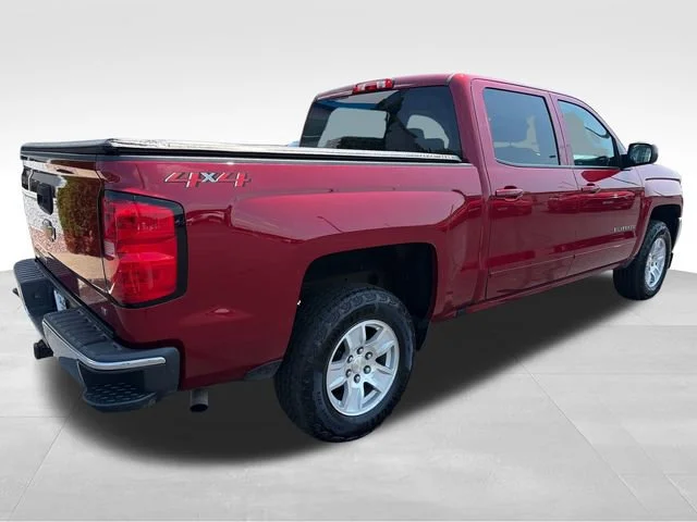 Used 2018 CAJUN RED TINTCOAT Chevrolet LT image 7