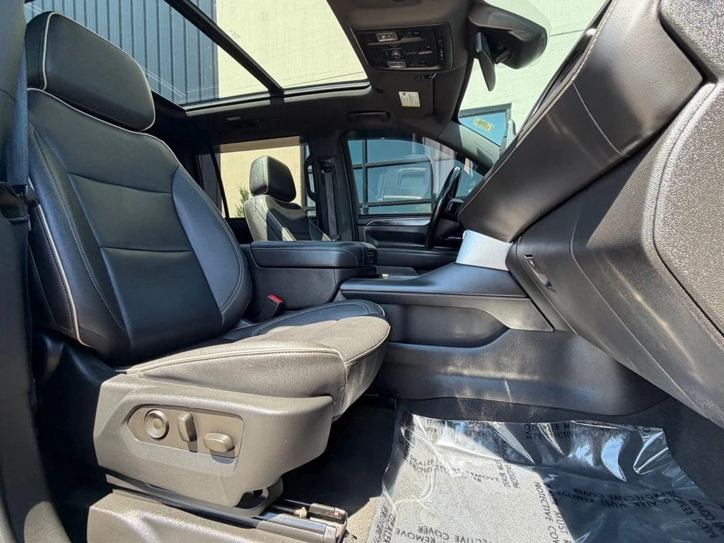Used 2023 Gray GMC SLT image 21