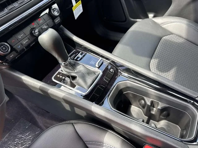 New 2026 Blue Jeep Latitude image 26