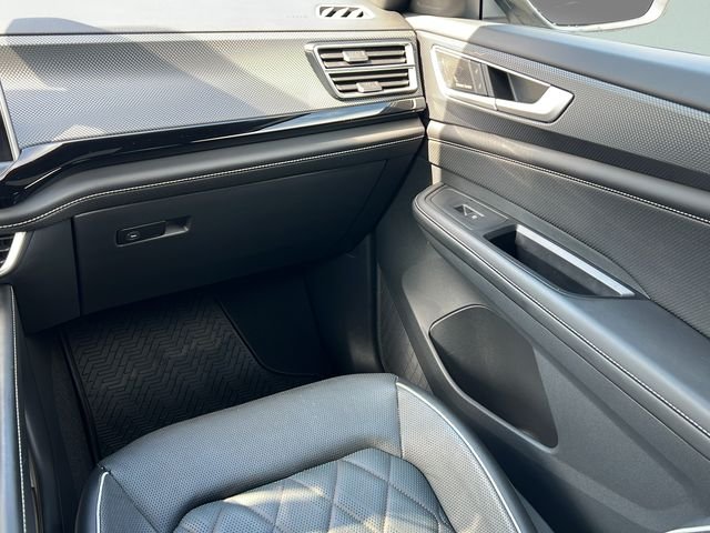 Used 2024 Gray Volkswagen 2.0T SEL Premium R-Line image 12