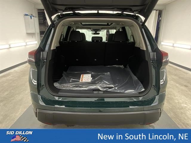 New 2026 Obsidian Green Nissan Dark Armor image 7