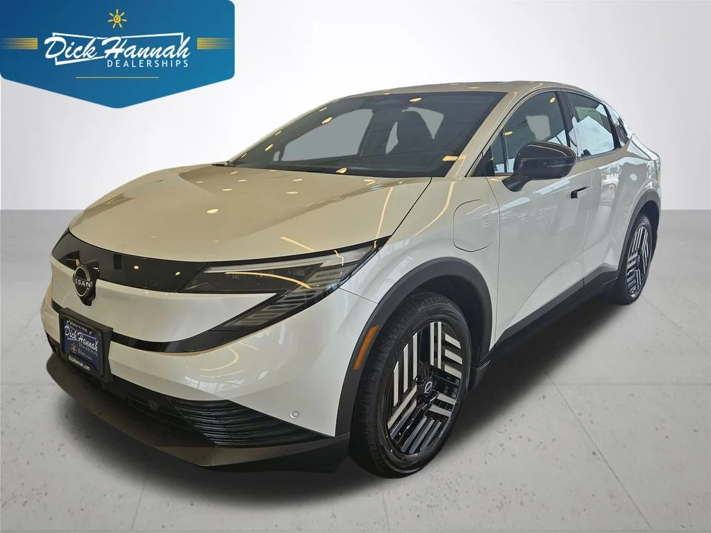 New 2026 Everest White Pearl TriCoat Nissan SV+ image 1