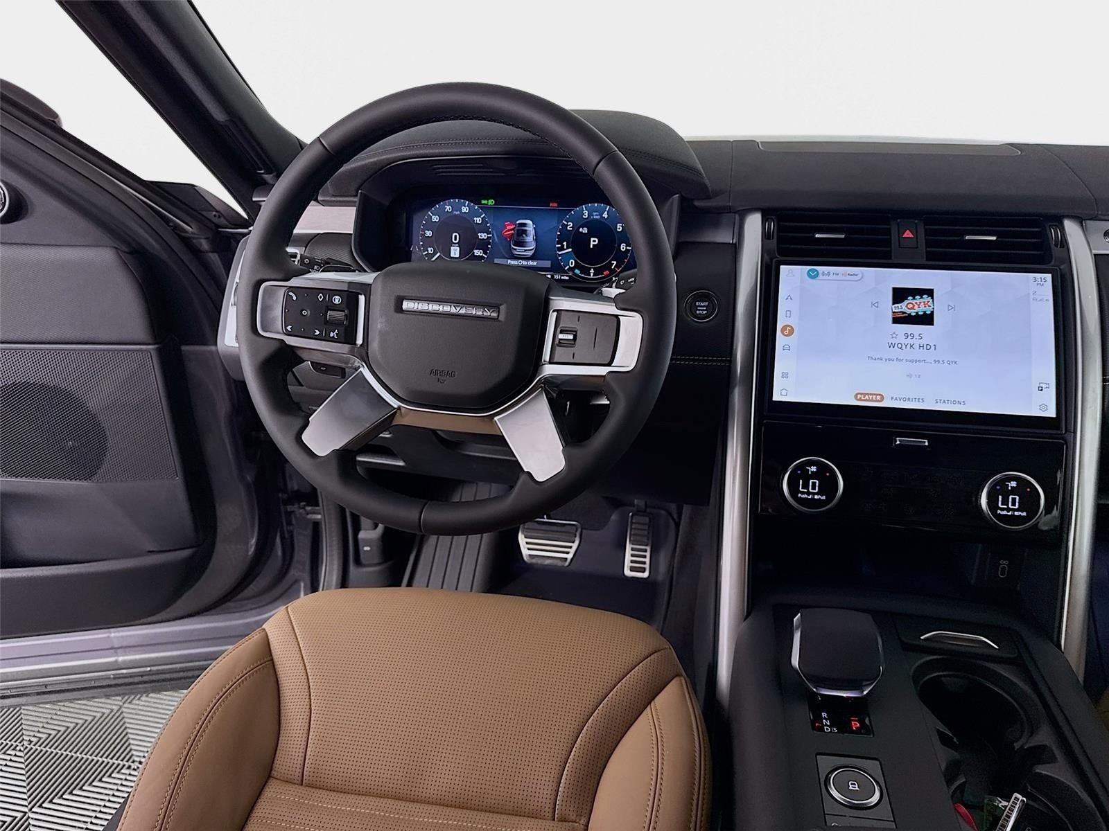 Used 2026 Gray Land Rover Dynamic SE image 25