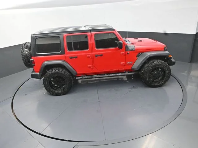 Used 2018 Red Jeep Unlimited Sport image 29