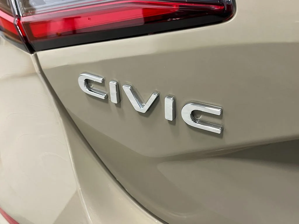 2026 Honda Civic Hatchback Sport - Photo 6
