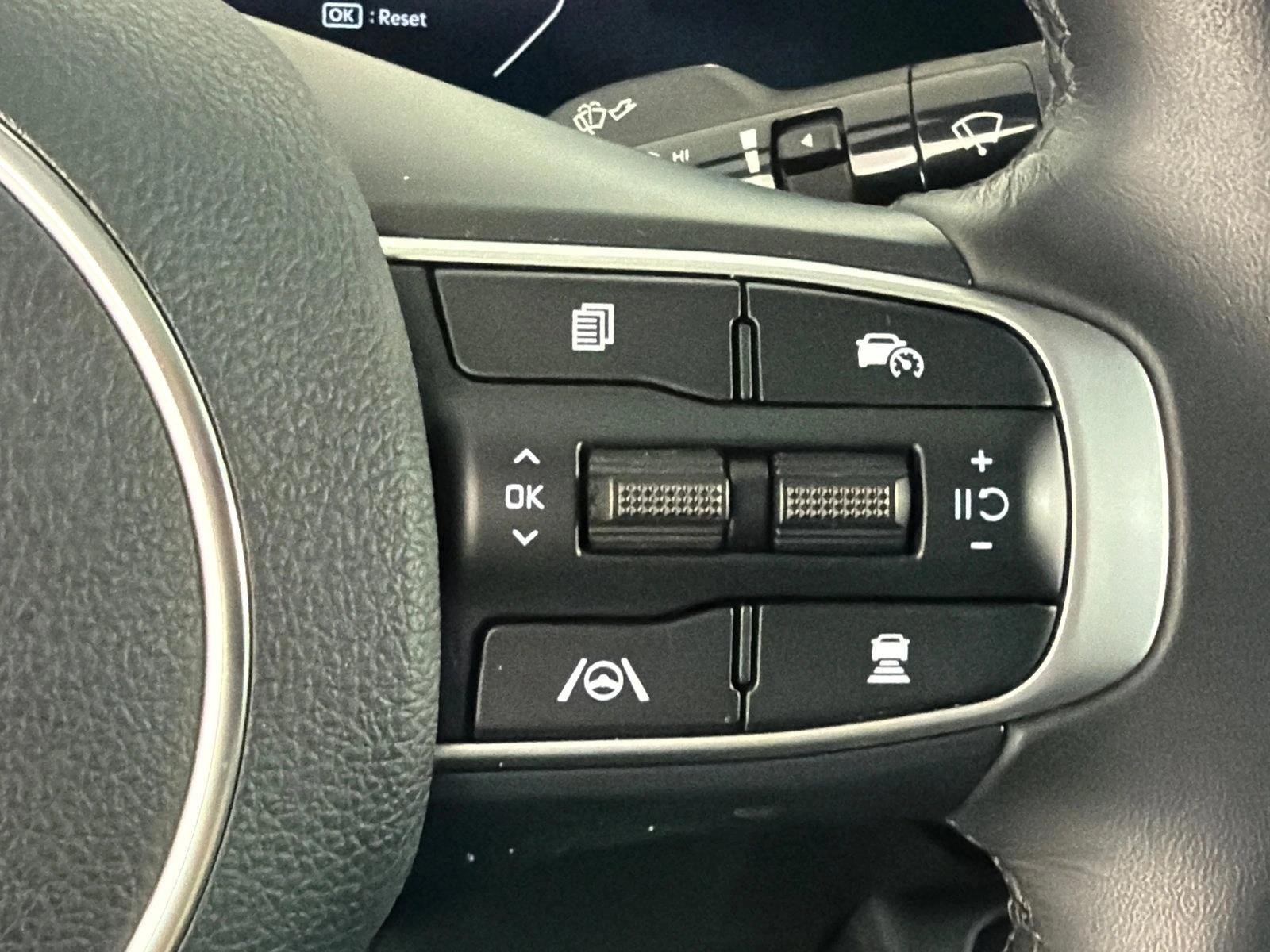 Used 2025 Yacht Blue Kia EX image 27