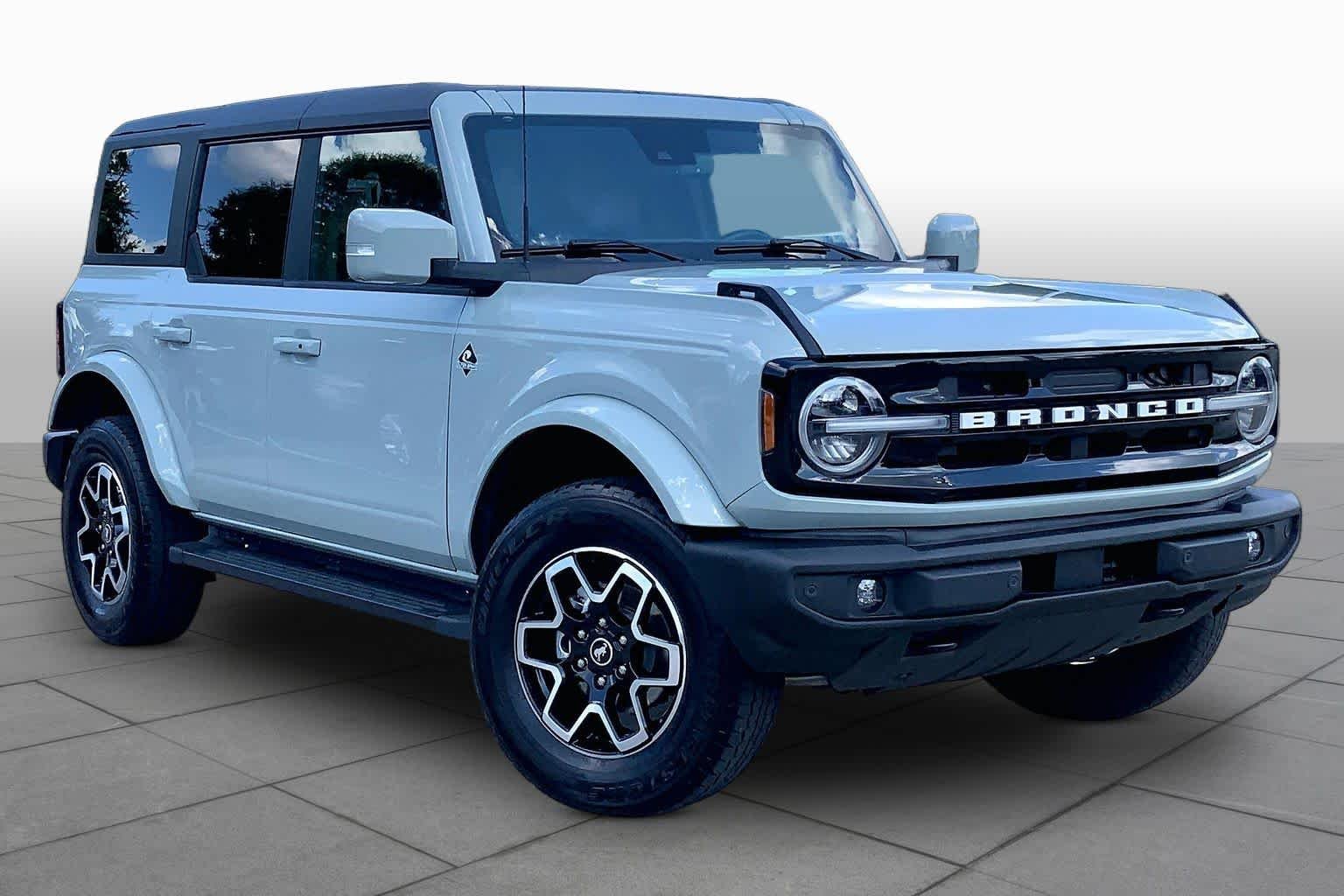 Pre-Owned 2023 Ford Bronco Outer Banks