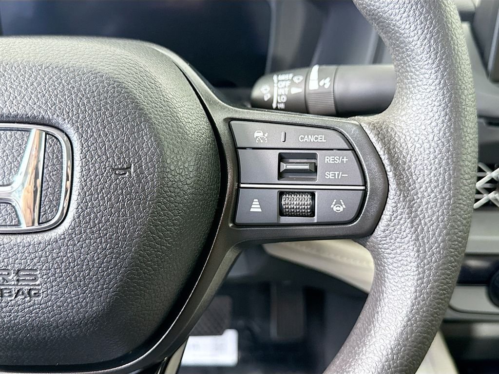 New 2026 Platinum White Pearl Honda LX image 13