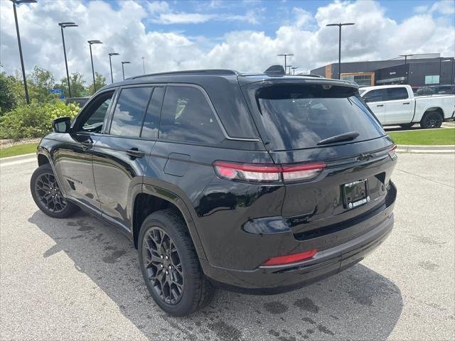 New 2026 Diamond Black Crystal Pearl-Coat Exterior Paint Jeep Summit image 8