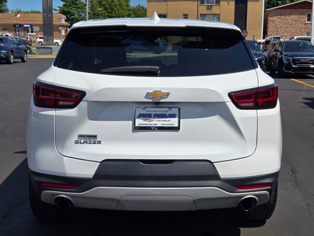 2025 Chevrolet Blazer 2LT - Photo 13