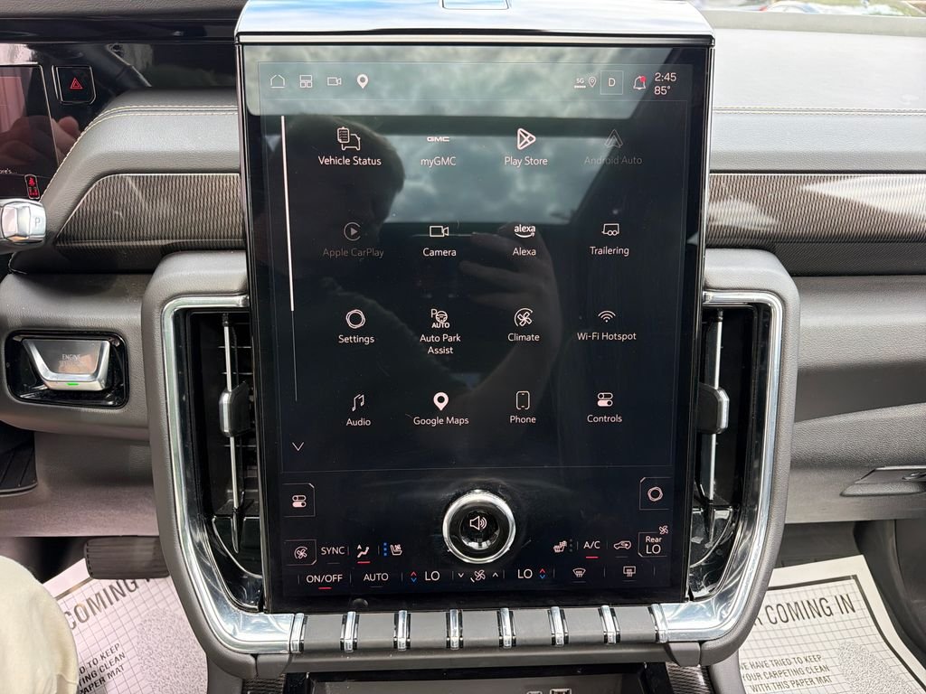 Used 2025 Sterling Metallic GMC Elevation image 21