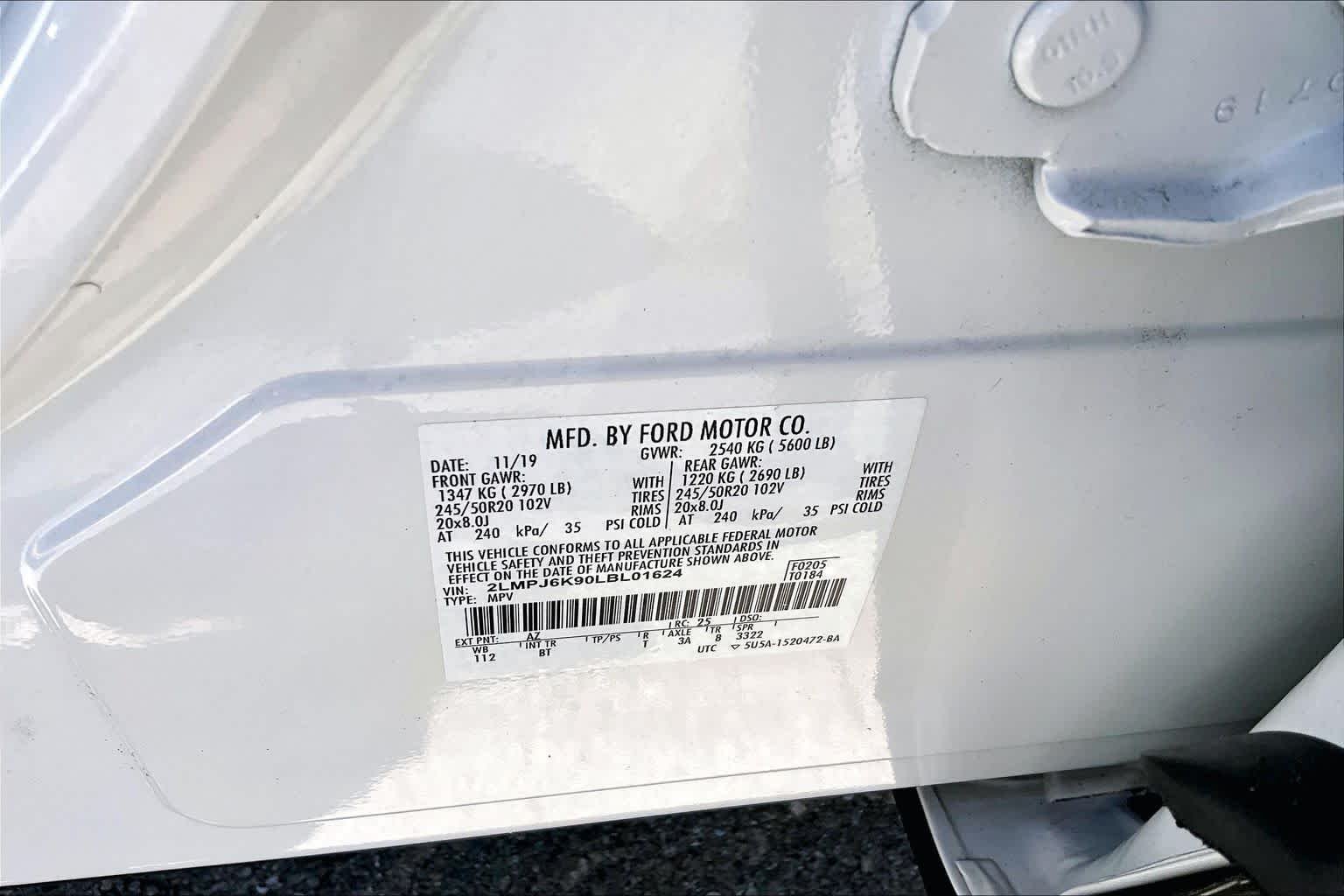 Used 2020 Pristine White Lincoln Reserve image 35