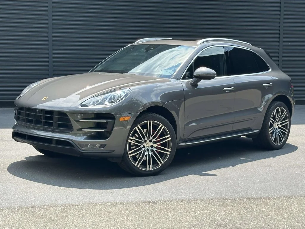 2016 Porsche Macan