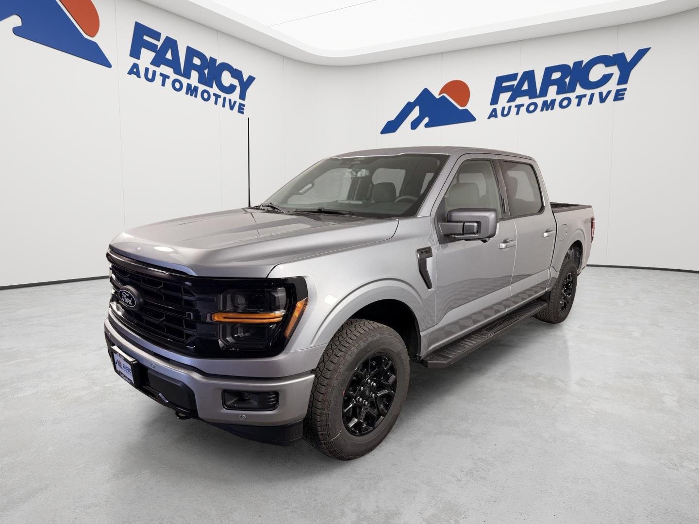 New 2026 Iconic Silver Metallic Ford XLT image 1