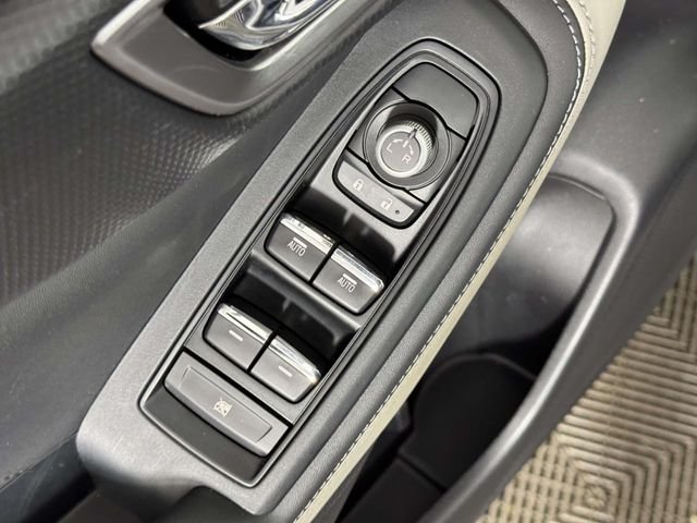 Certified Used 2024 Ice Silver Metallic Subaru Limited image 18
