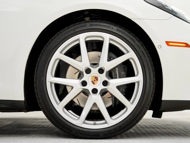 Certified Used 2024  Porsche 4 image 29